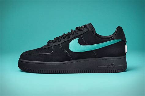 air force 1 nike sneakers.